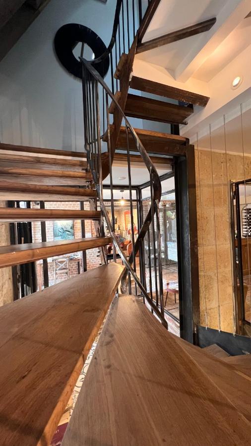 L'Artelier Dans Ma Cour Bed and Breakfast Hermonville Εξωτερικό φωτογραφία