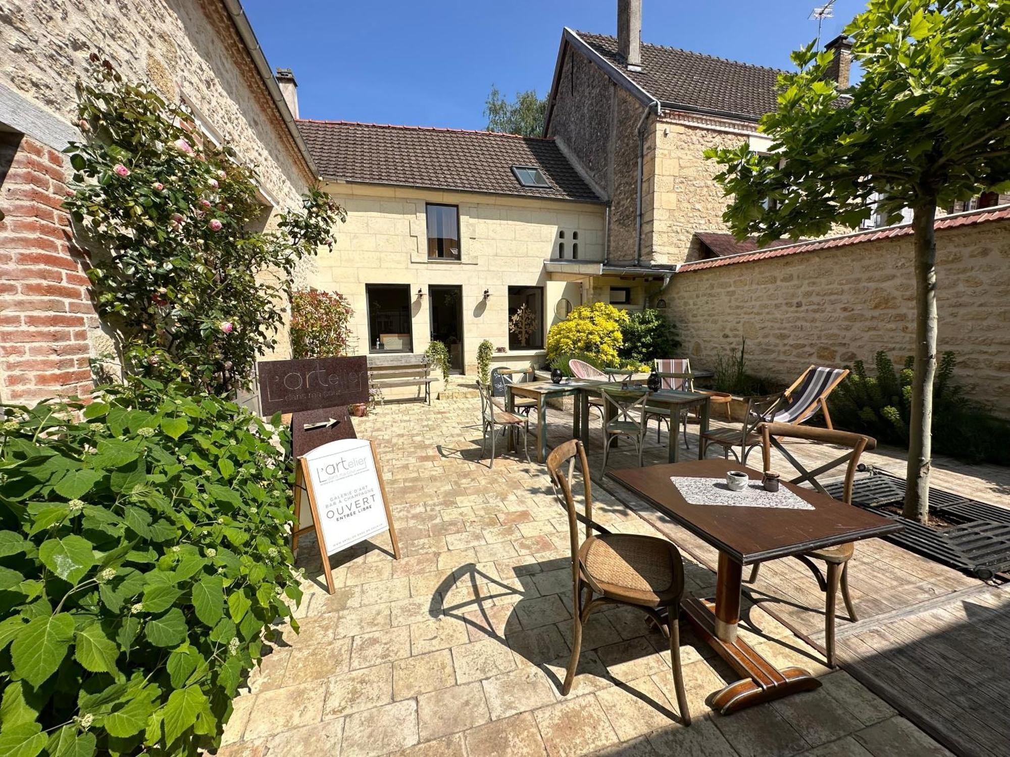 L'Artelier Dans Ma Cour Bed and Breakfast Hermonville Εξωτερικό φωτογραφία